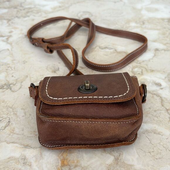 Roots Tribe Leather Mini Crossbody Bag As New - Picture 9 of 17